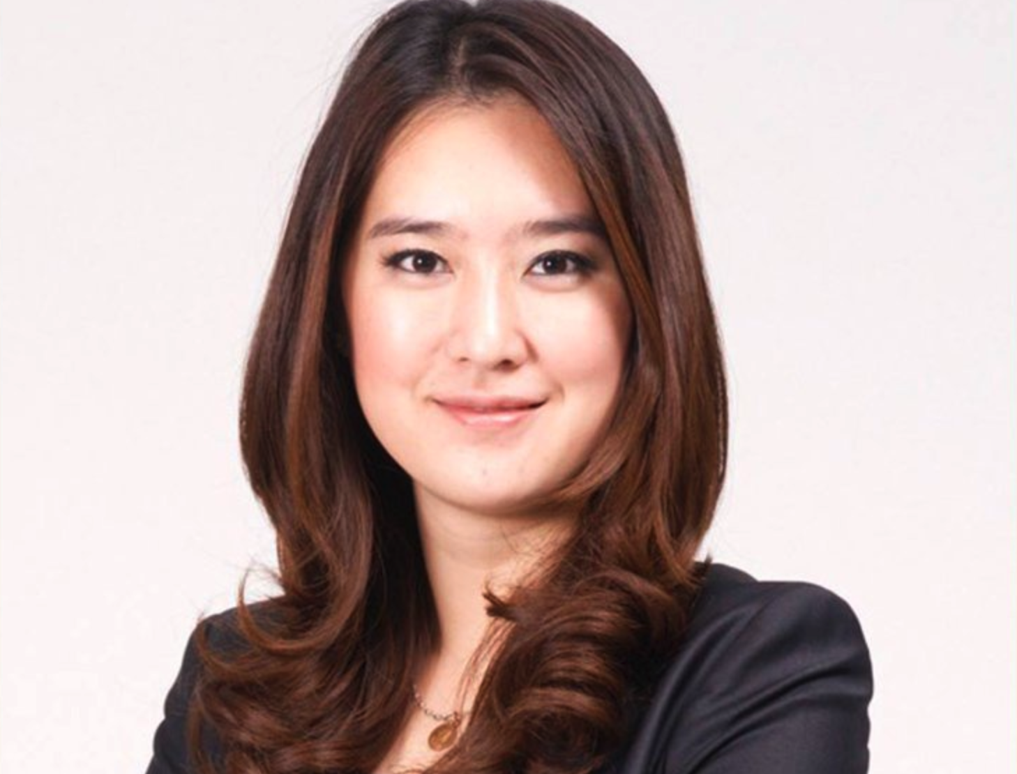 tieu thu con nha sieu giau hong kong anh 12