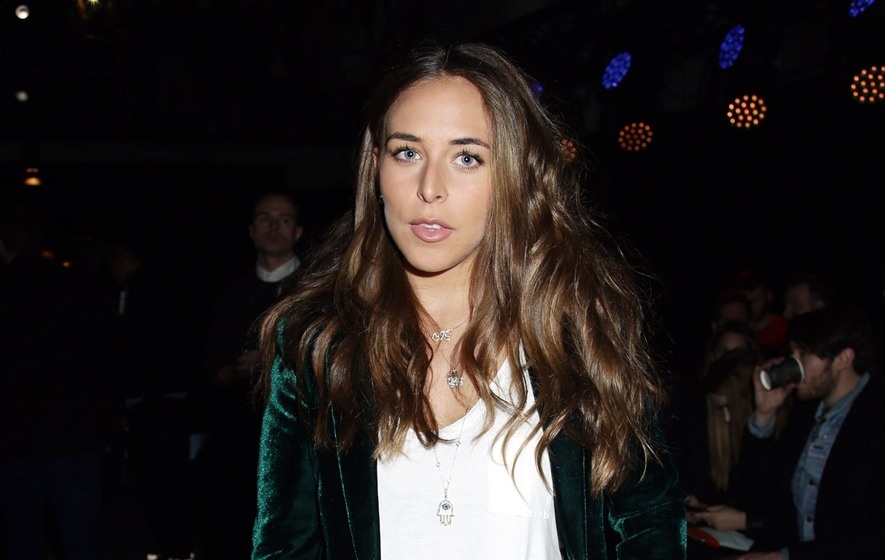 ai nu ty phu lam nguoi thu 3 anh 2