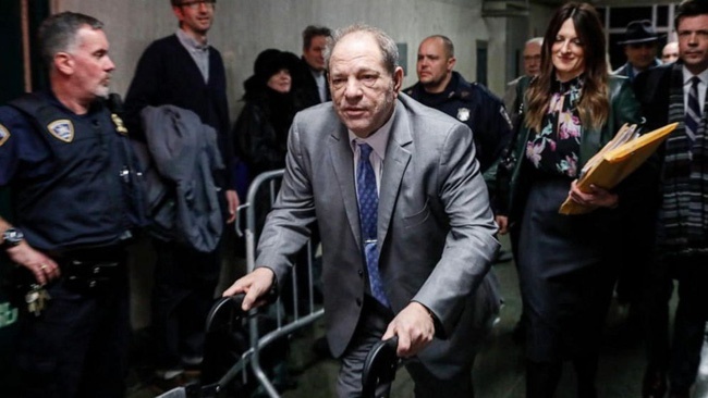 nữ phóng viên bị harvey weinstein tấn công tình dục  ảnh 3 nu phong vien bi harvey weinstein tan cong tinh duc anh 3