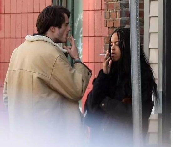 chuyen tinh cua con gai ong obama anh 6