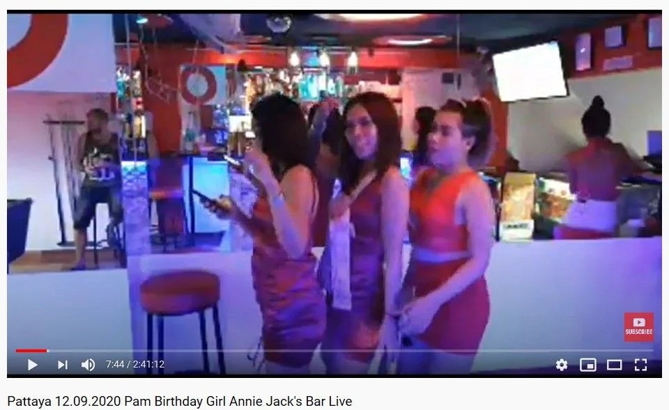 quán bar Pattaya livestream phục vụ khách từ xa ảnh 1 quan bar Pattaya livestream phuc vu khach tu xa anh 1