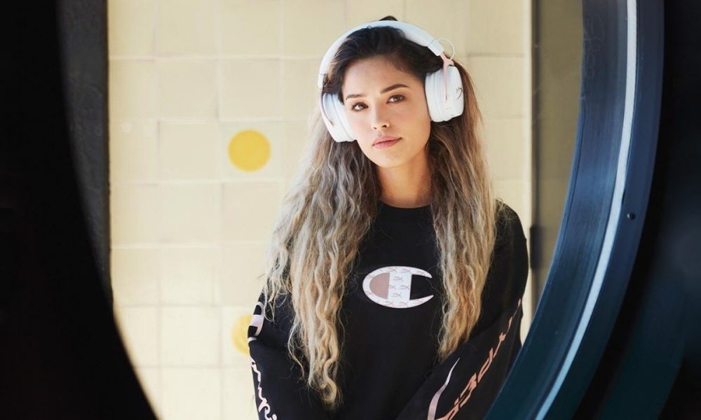 nữ streamer trả nợ cho mẹ  ảnh 13 nu streamer tra no cho me anh 13