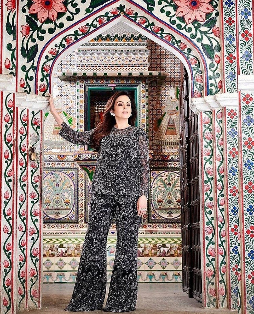 vợ chồng tỷ phú ấn độ phô trương sự giàu có ảnh 7 vo chong ty phu an do pho truong su giau co anh 7