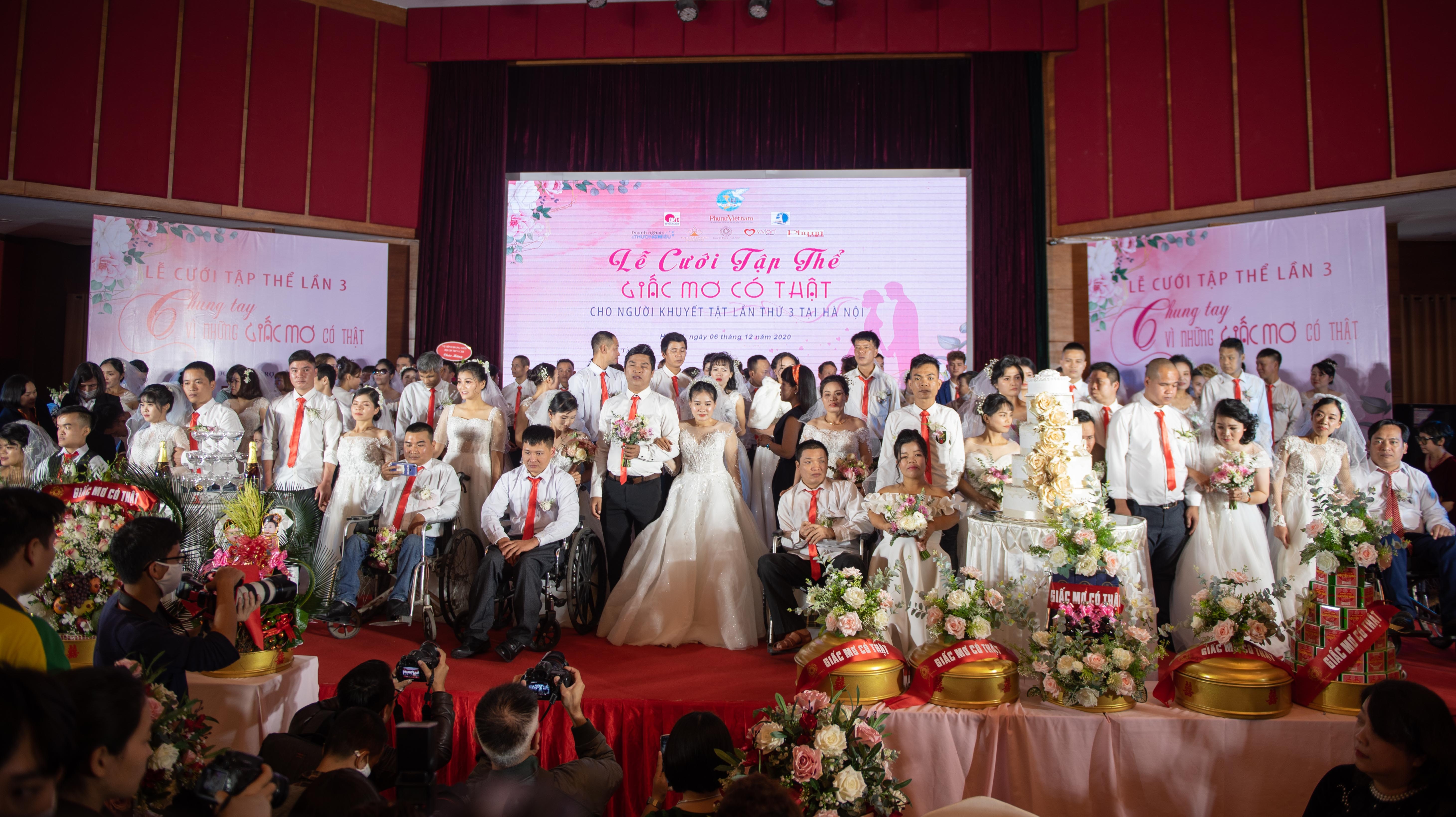 le cuoi tap the cua 46 cap vo chong anh 1