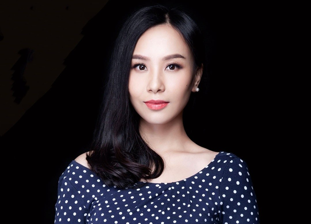 Ai nu ty phu Trung Quoc giau danh tinh truoc khi ke nghiep hinh anh