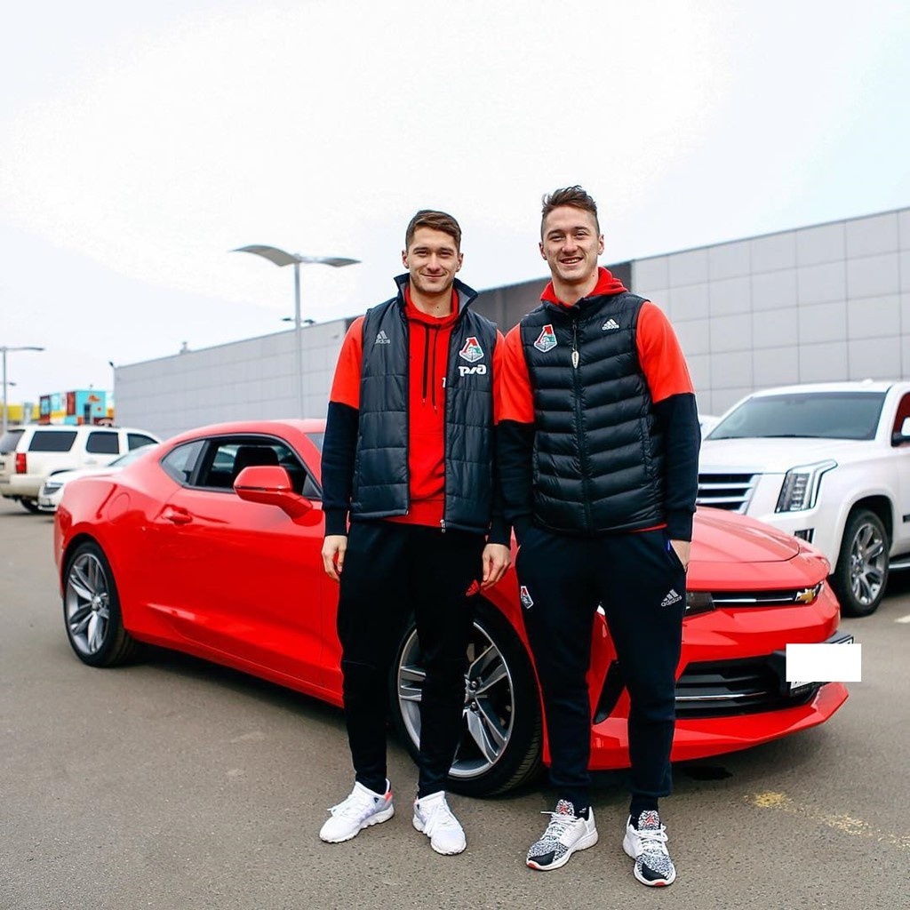 Cap song sinh cung la VDV anh 5