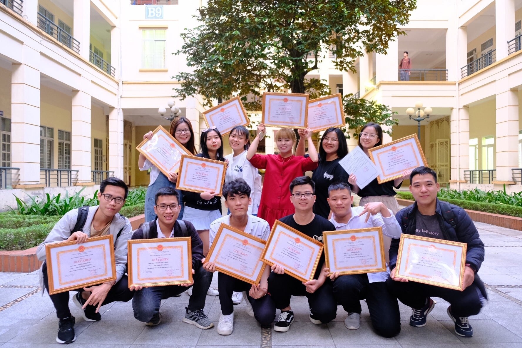 hội bạn thân học giỏi ảnh 1 hoi ban than hoc gioi anh 1