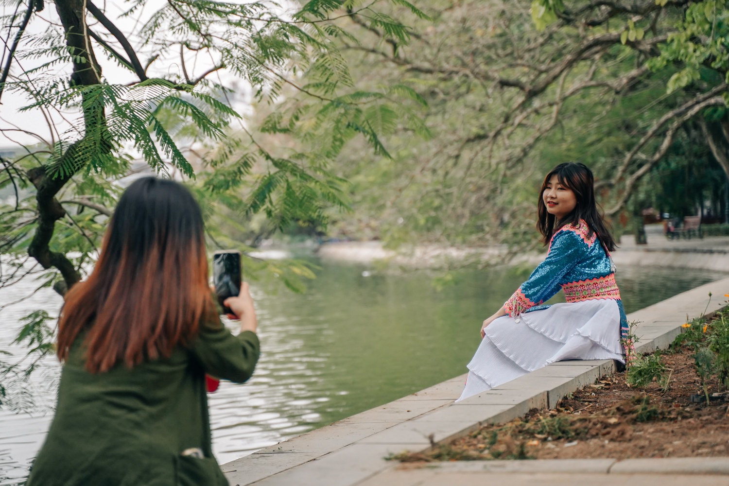 giới trẻ hà nội đi chơi ngày rét  ảnh 2 gioi tre ha noi di choi ngay ret anh 2