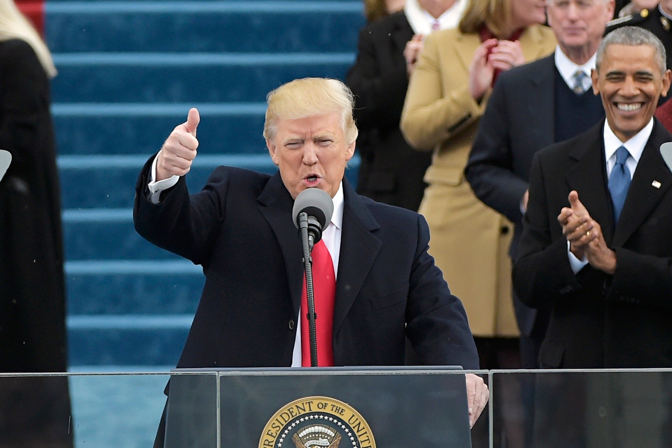 Ai la nguoi viet dien van nham chuc cho tong thong My hinh anh