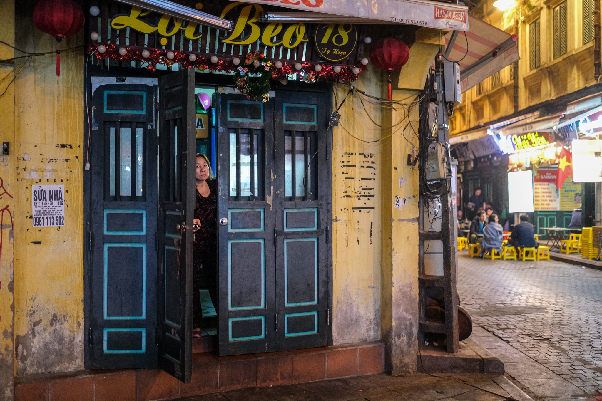 Ta Hien e am vang ve vi dich bung phat tro lai anh 2