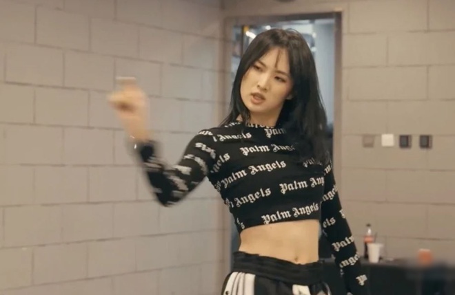 chu tich Huawei xin loi vi su dung cong ty de giup con gai anh 3