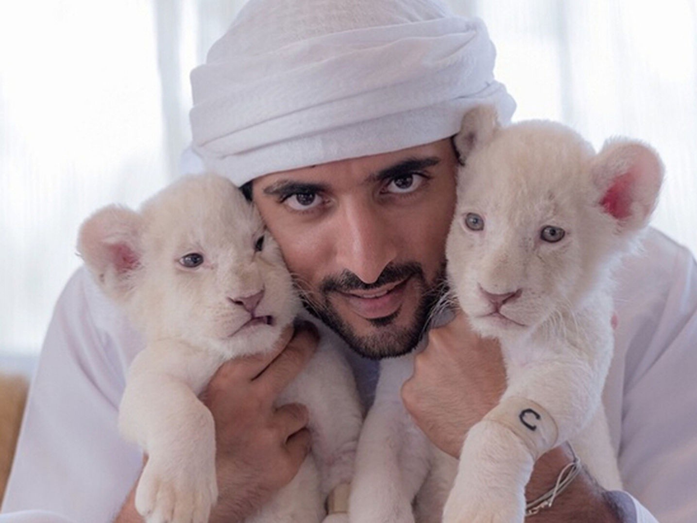 Cuoc song vuong gia cua Hoang gia Dubai hinh anh