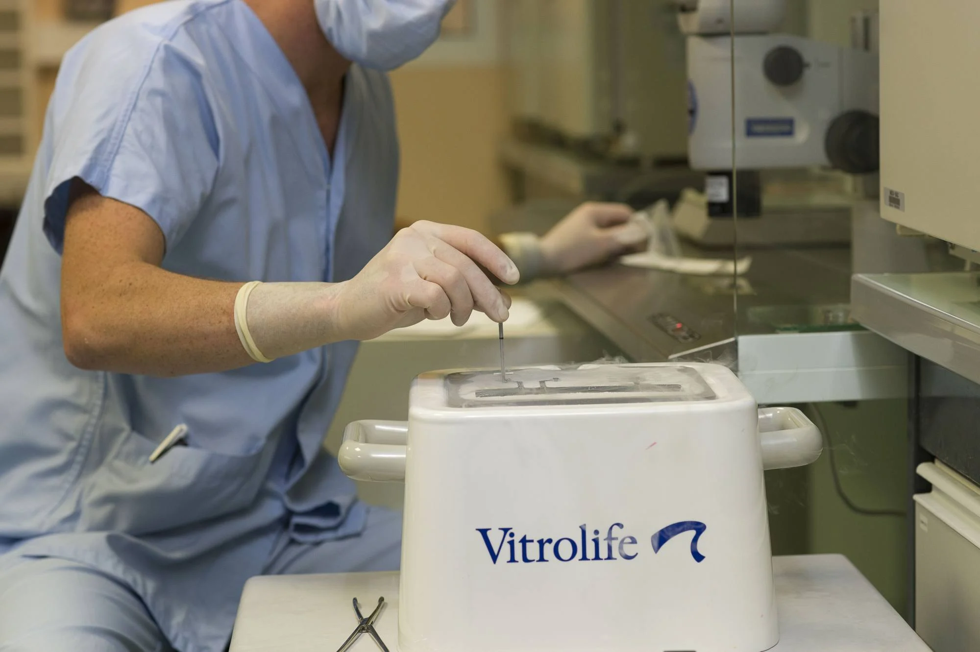 phu nu doc than anh 2