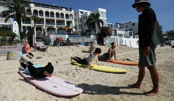 'Hawaii cua Trung Quoc' thu hut khach giua dai dich hinh anh