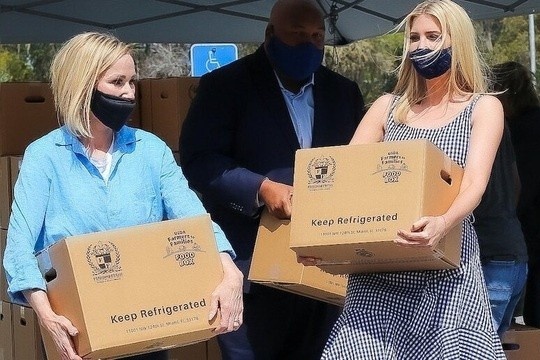 Ivanka Trump lan dau xuat hien cong khai sau khi roi Nha Trang hinh anh