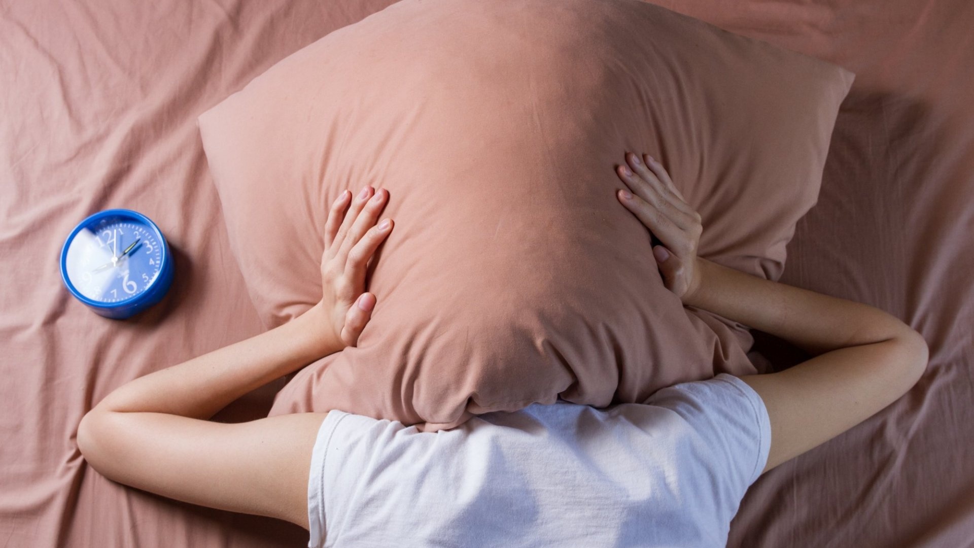 Cuoc chien tra dua hang xom gay on o Han Quoc hinh anh