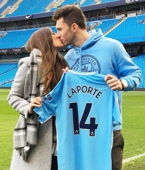 tinh yeu ben vung cua cac cau thu tuyen Tay Ban Nha anh 7