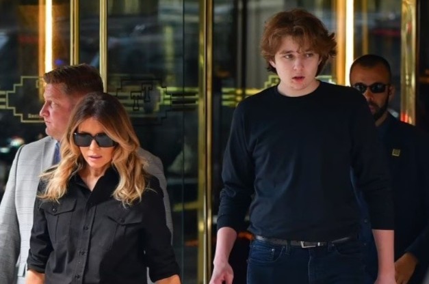 Ngoai hinh thay doi cua Barron Trump hinh anh