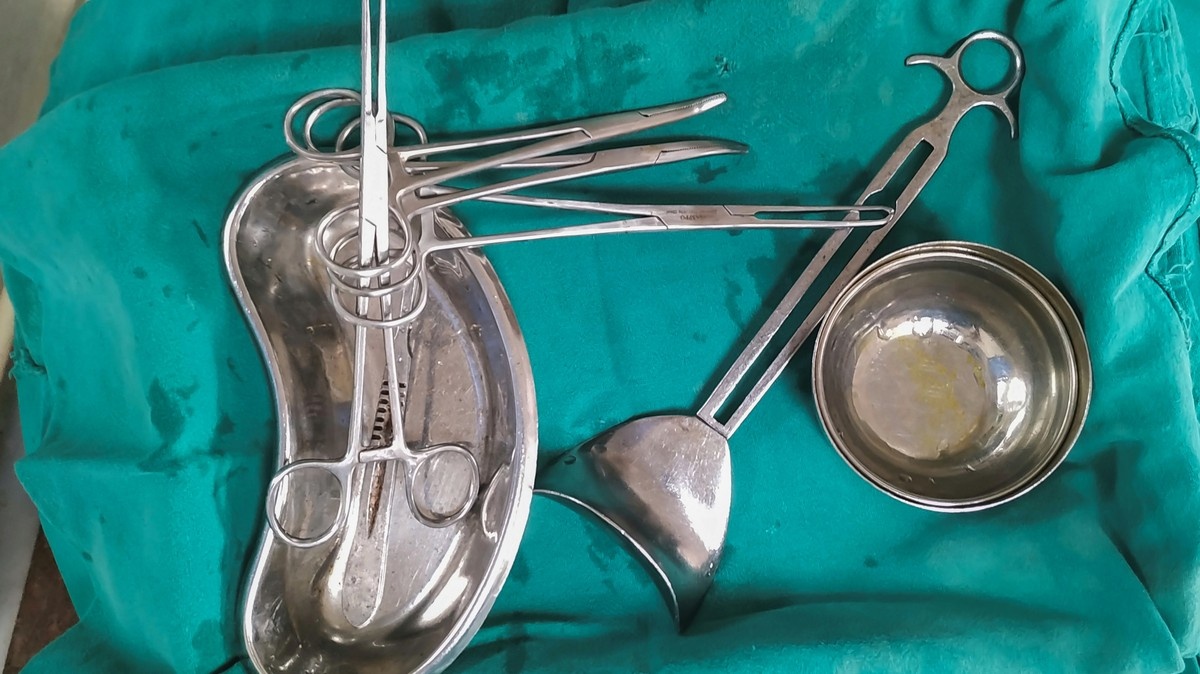 Nguoi dan ong An Do bi triet san khi di tiem vaccine anh 2