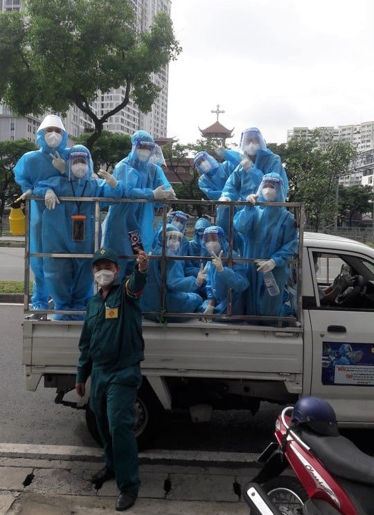 Hau phuong cua luc luong quan y chi vien TP.HCM anh 5