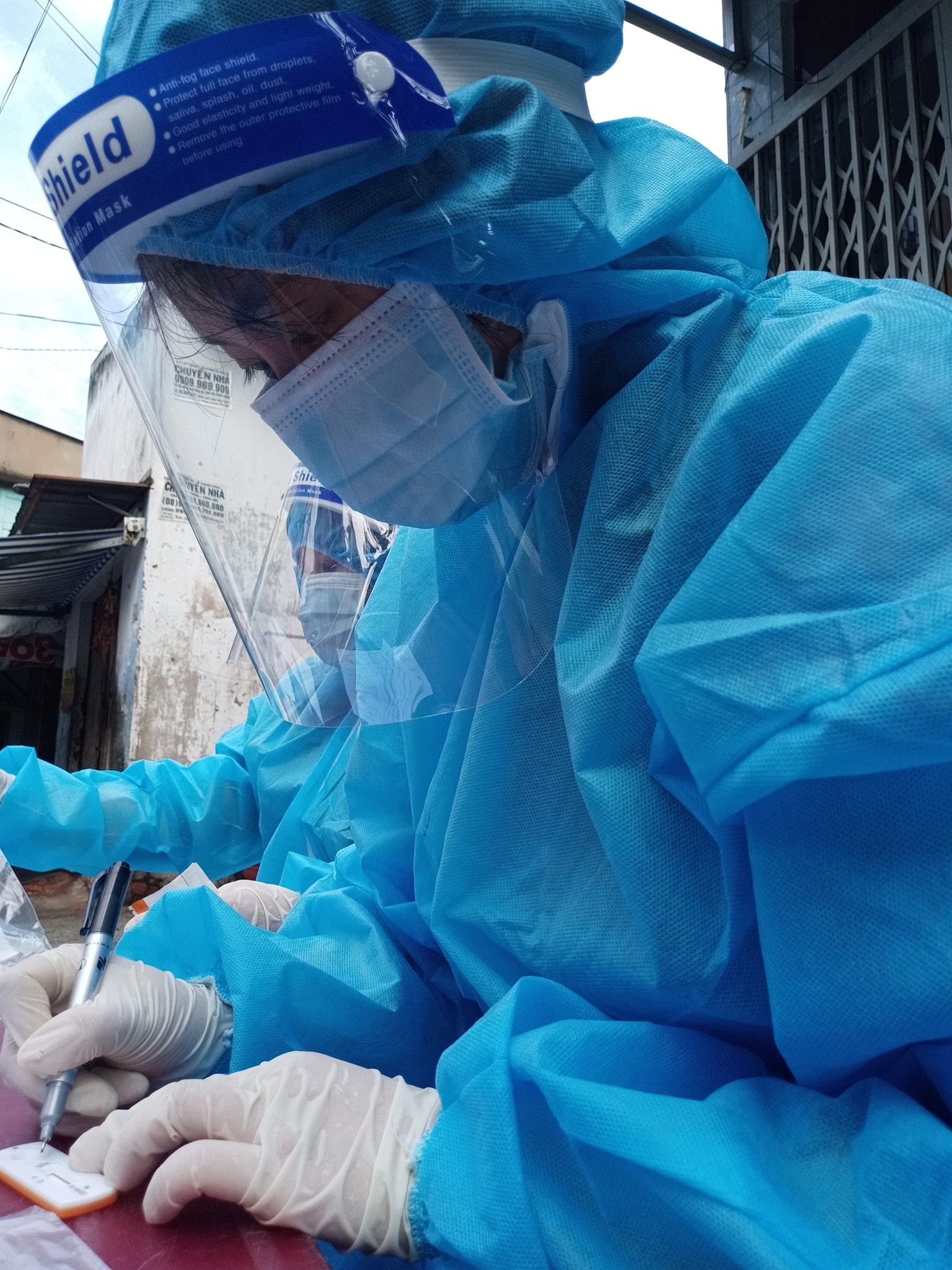 Co gai Ha Noi xin lam TNV sau khi ket lai o TP.HCM anh 2