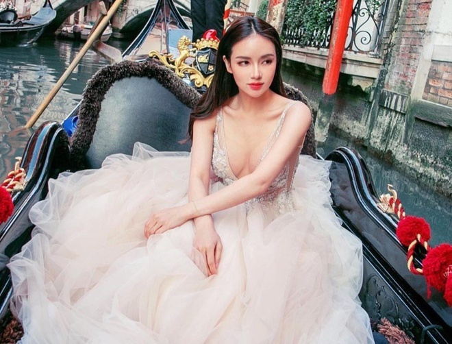 Ai nu ty phu Singapore dinh hon sau mot nam lam me don than hinh anh