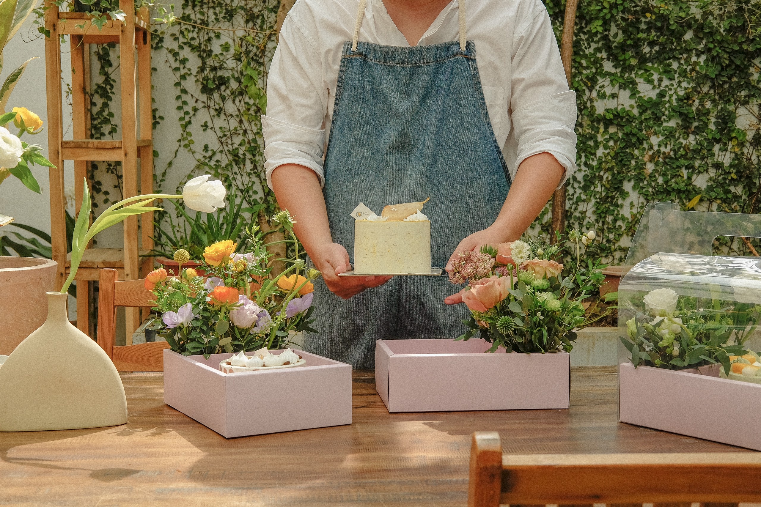 Bo hoa bang tien mat tri gia 200 trieu dong ngay 20/10 anh 8