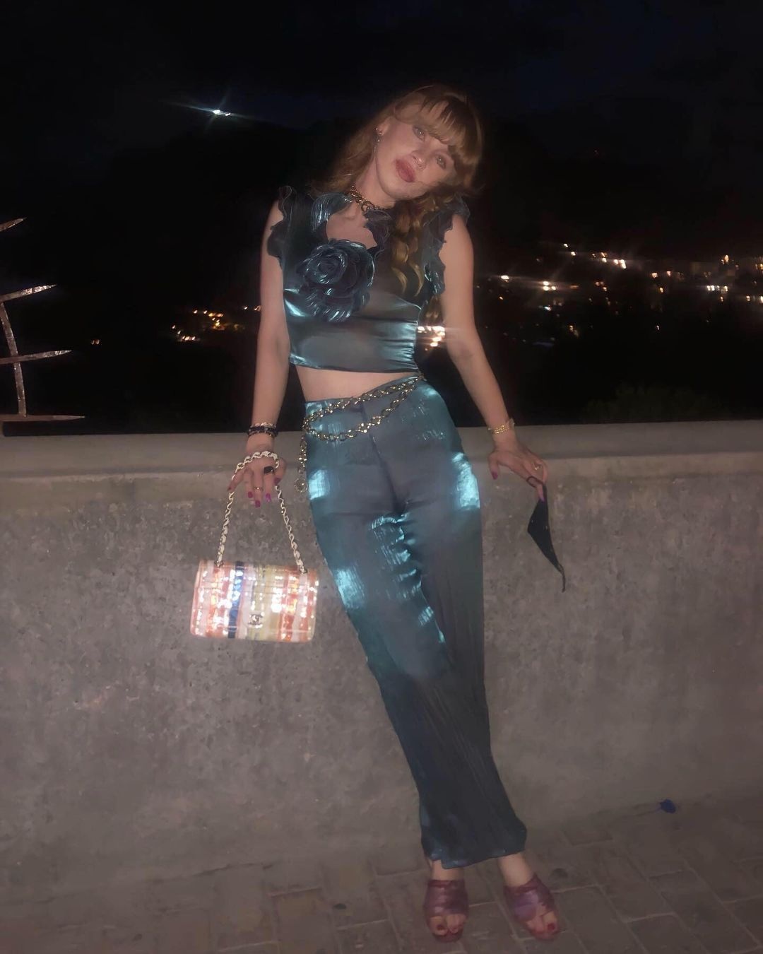 cháu gái gia tộc tỷ phú dầu mỏ ảnh 7 chau gai gia toc ty phu dau mo anh 7