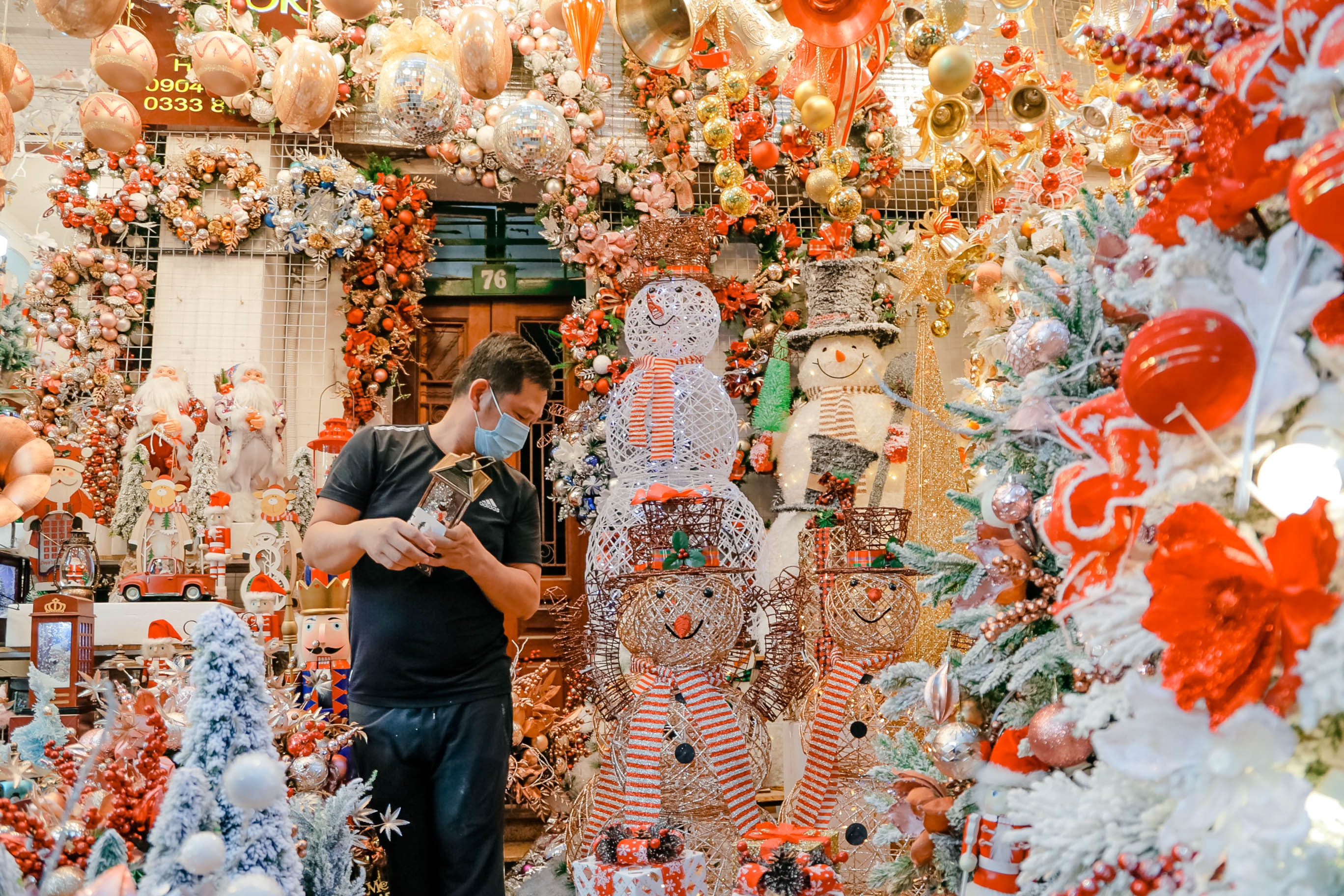 Gioi tre keo len Hang Ma check-in Noel som anh 1