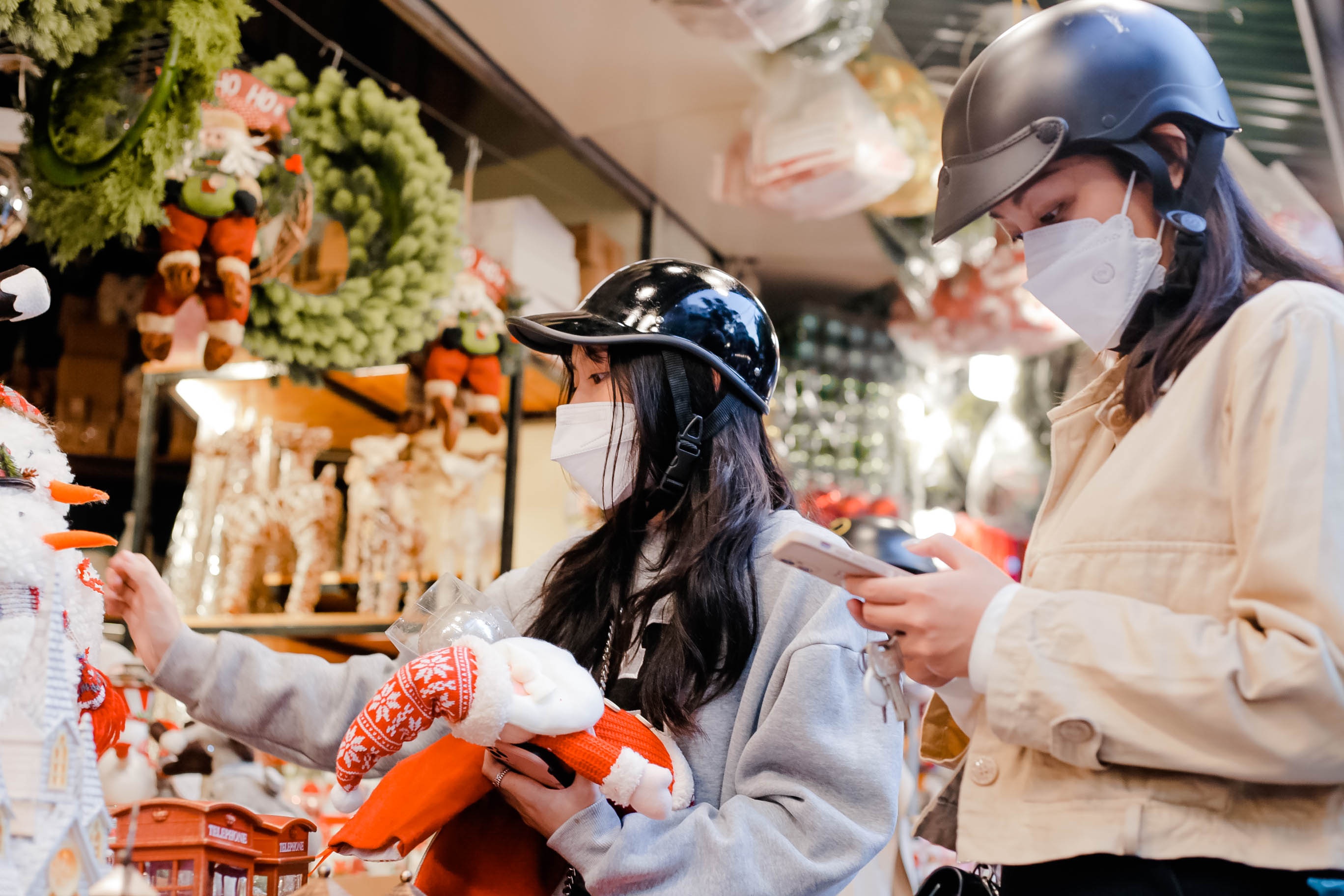 Gioi tre keo len Hang Ma check-in Noel som anh 11