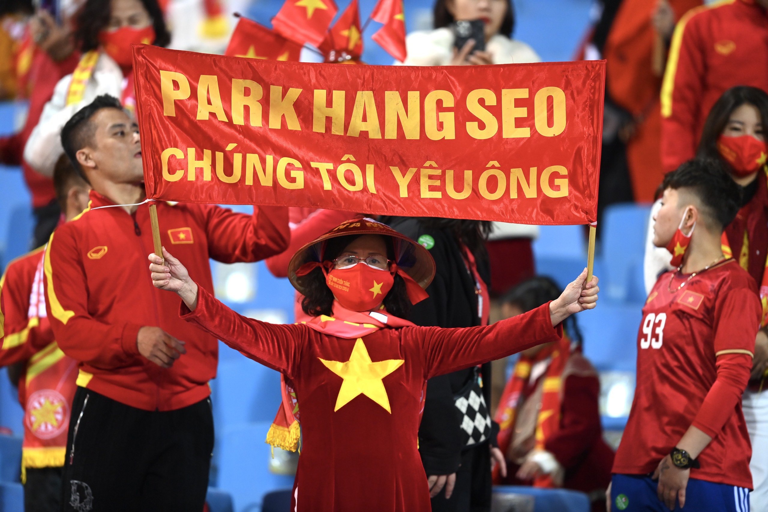 Xuat hanh dau nam, toi xem tran Viet Nam gap Trung Quoc hinh anh