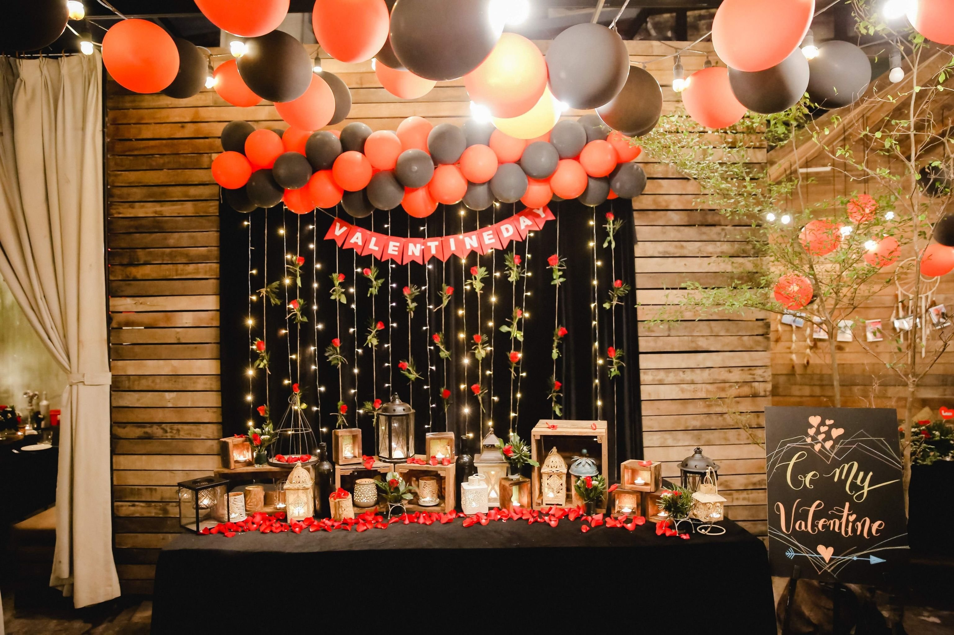 Ca phe tai Ha Noi,  TP.HCM hoat dong het cong suat vao Valentineb anh 2