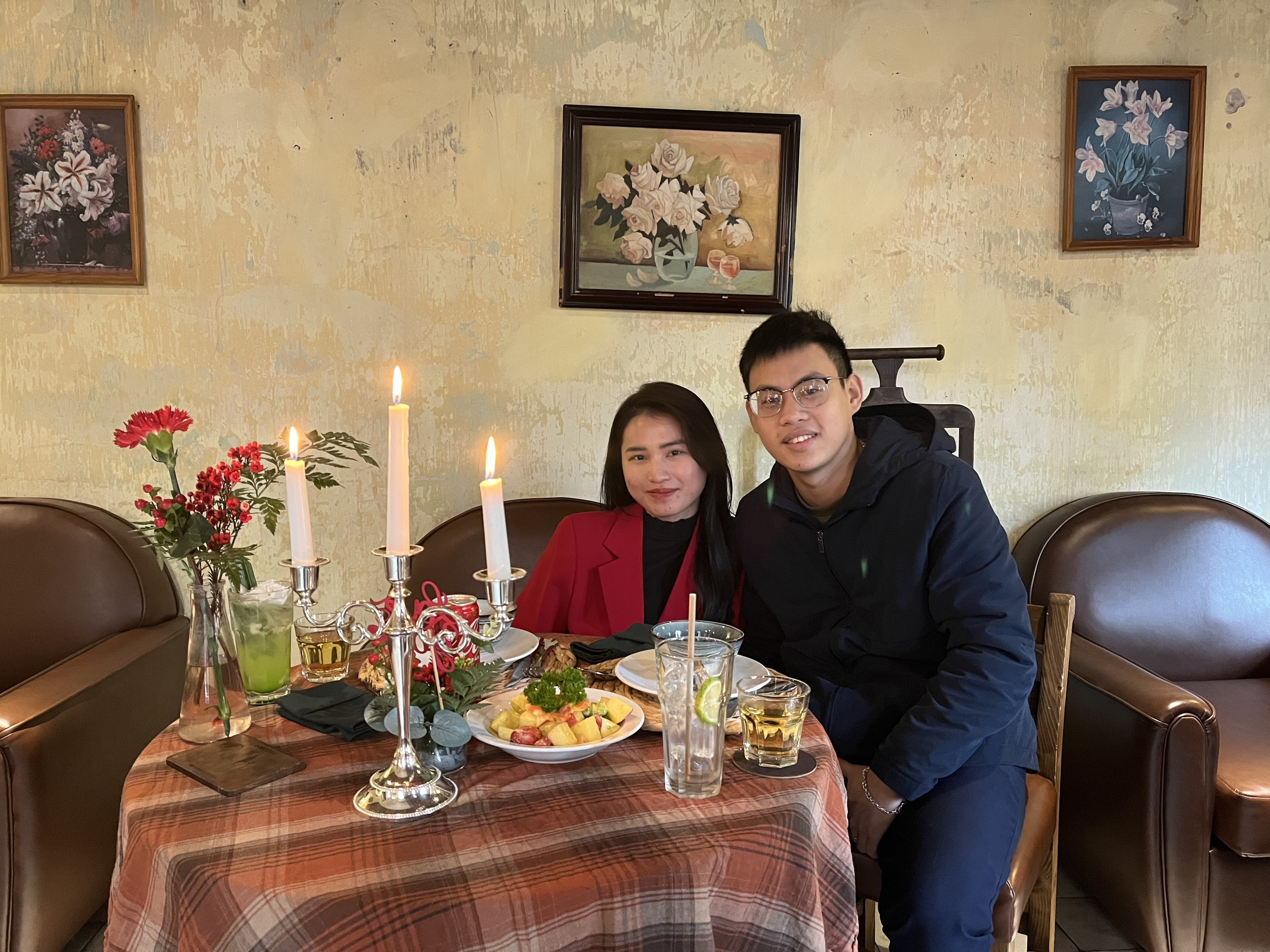 Ca phe tai Ha Noi,  TP.HCM hoat dong het cong suat vao Valentineb anh 5