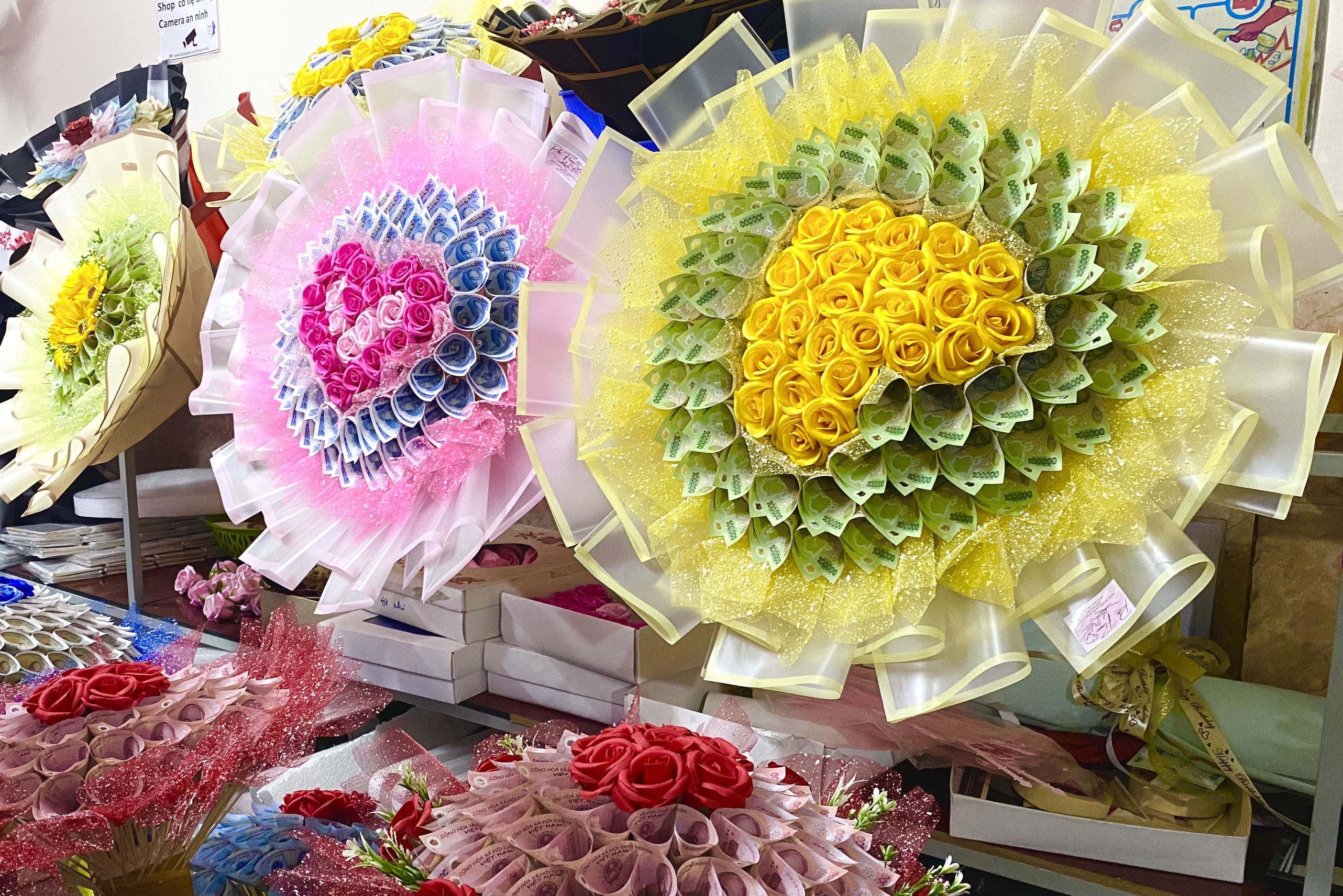 Hoa tien that,  hoa dau tay dat khach dip 8/3 anh 3