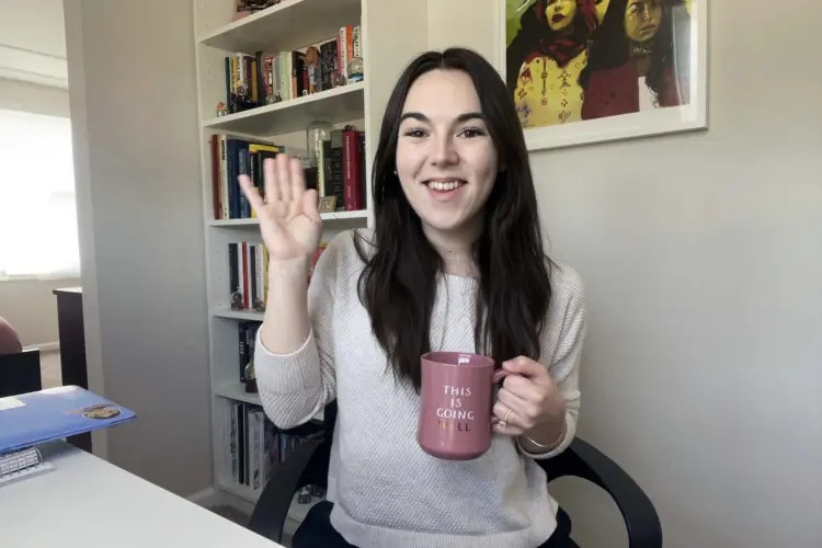 Lan song nhay viec lien tiep anh 2