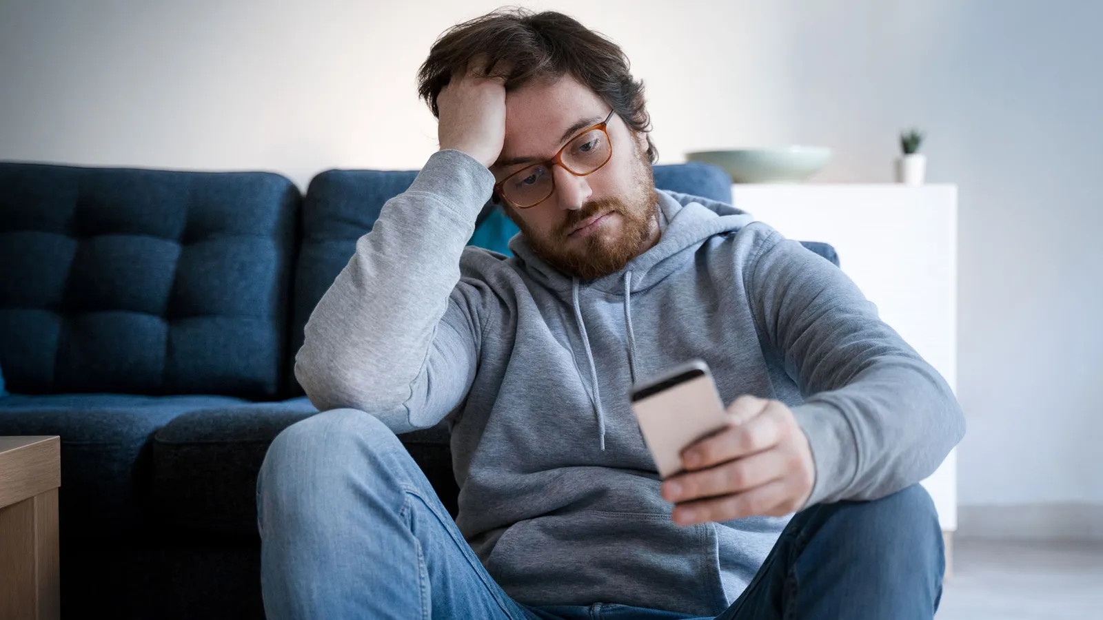 Ung vien,  cong ty dot ngot bien mat anh 3