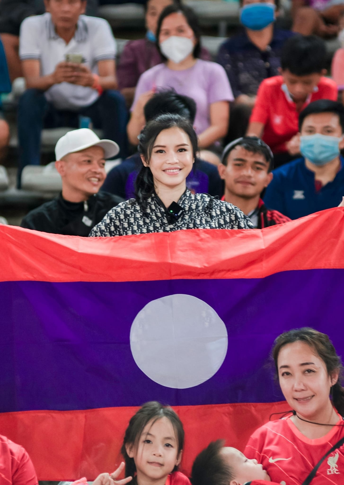 Madam Pang cua bong da Lao anh 5