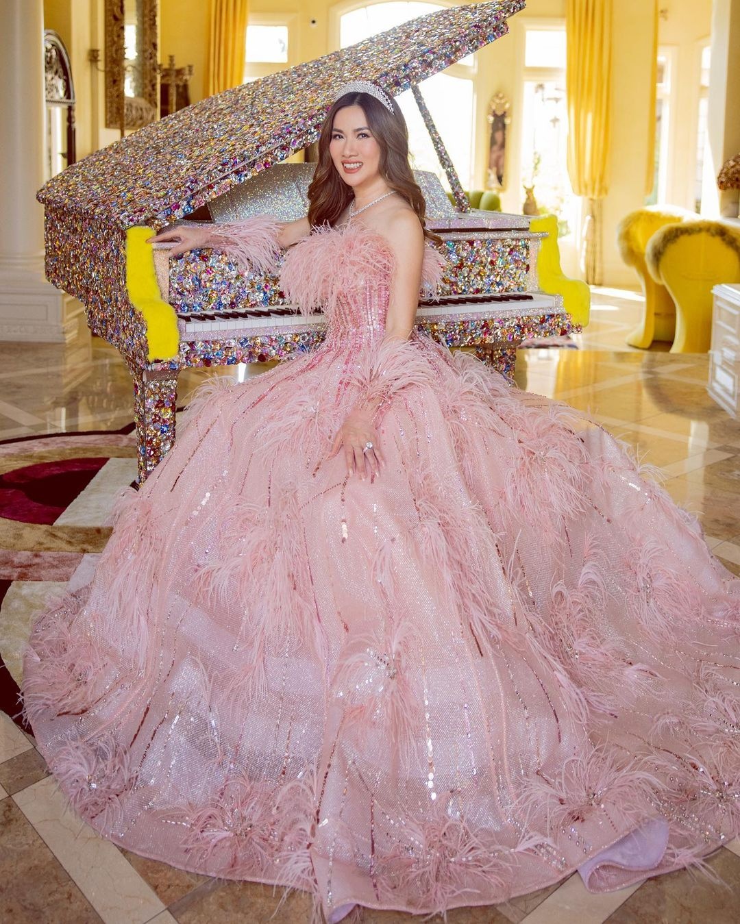 nu dai gia goc viet trong show ve gioi sieu giau anh 7