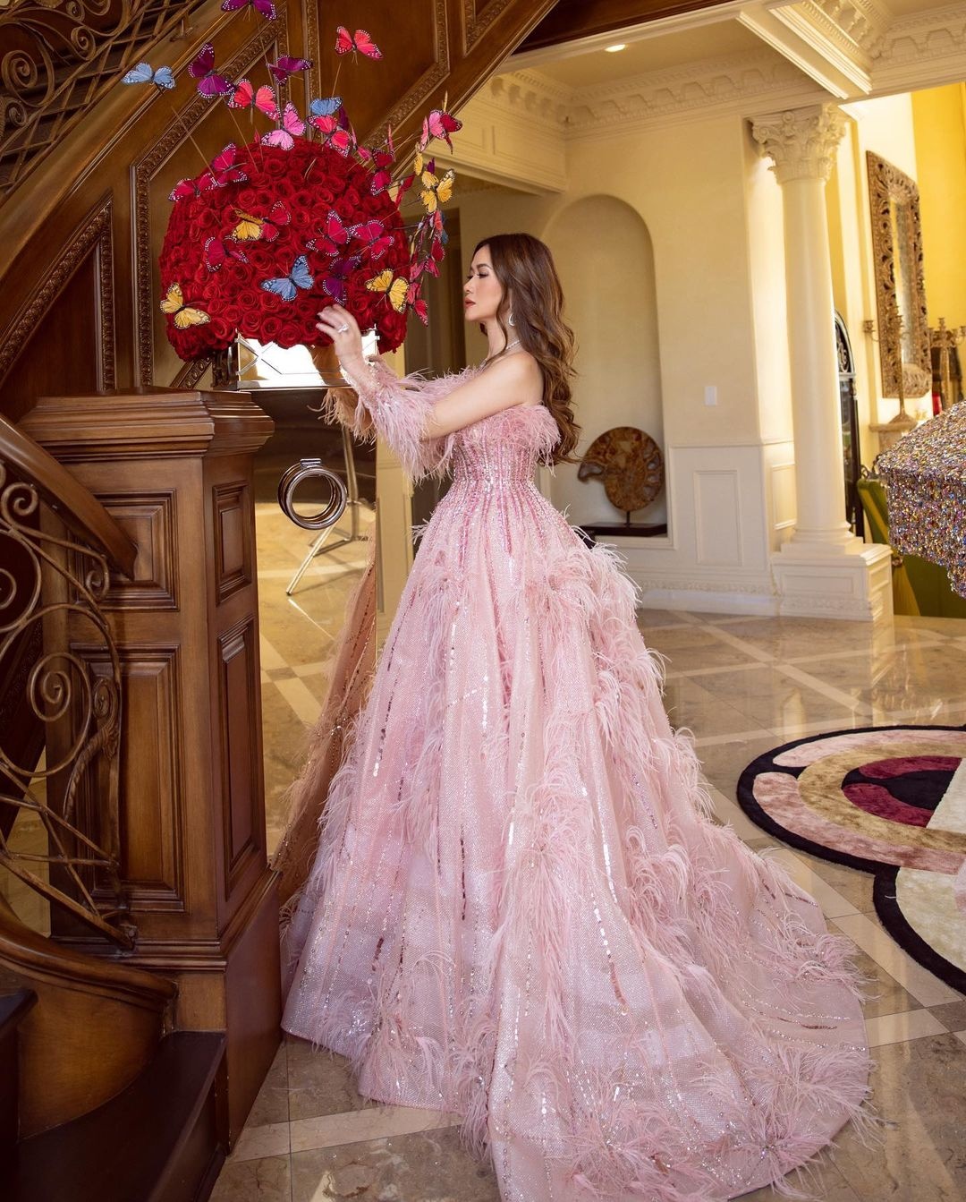 nu dai gia goc viet trong show ve gioi sieu giau anh 8