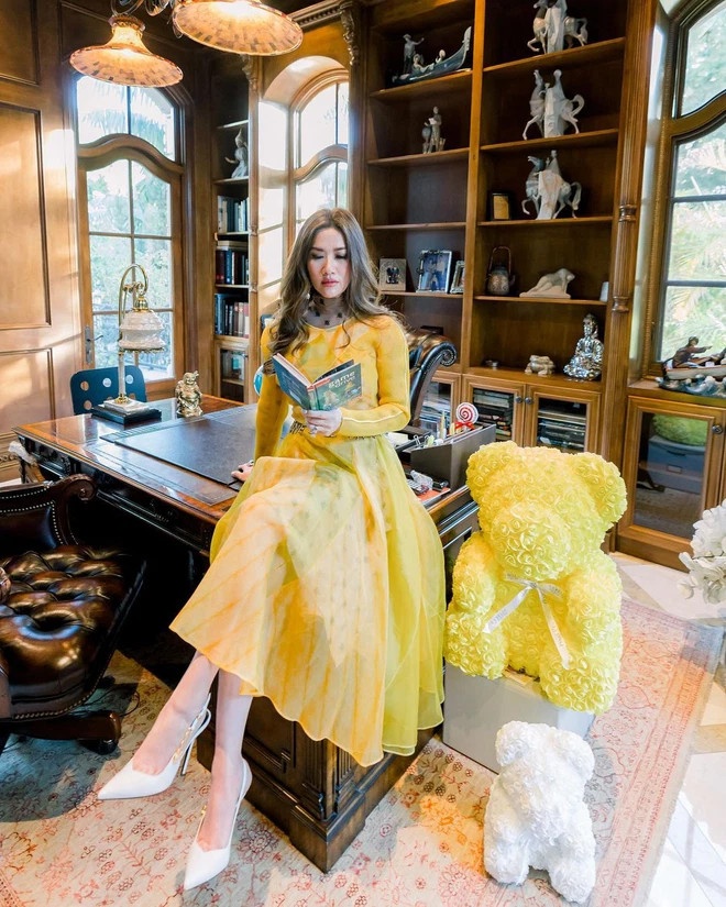 nu dai gia goc viet trong show ve gioi sieu giau anh 4