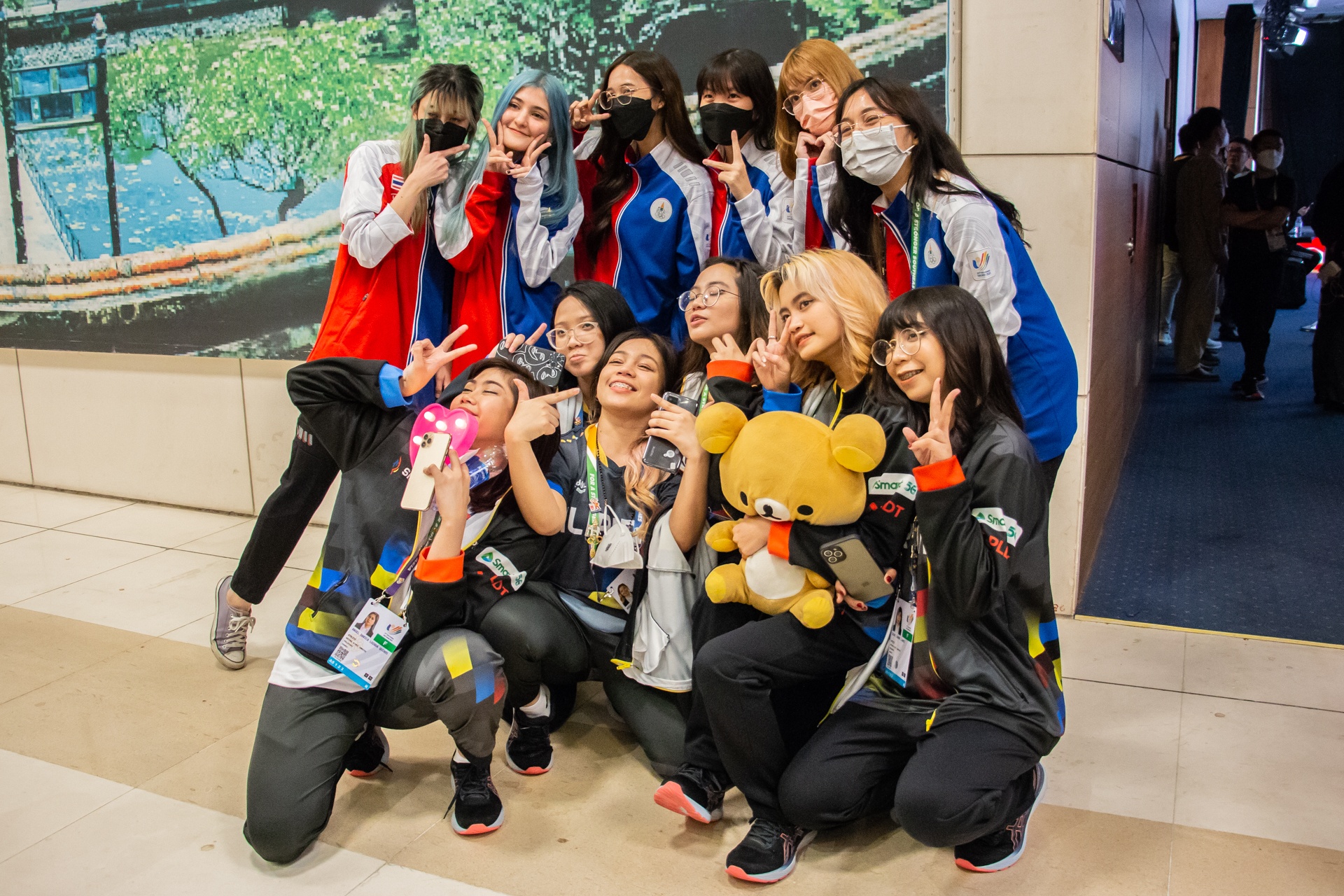 Nu game thu eSports Thai Lan anh 7