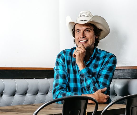 em trai elon musk anh 5