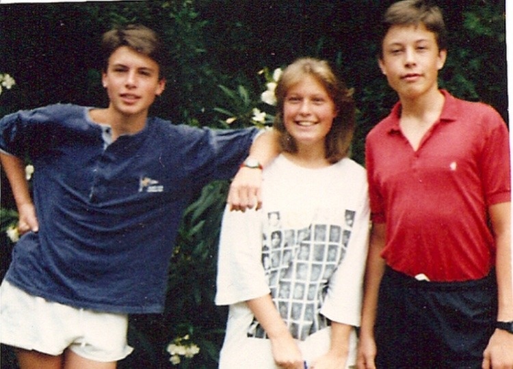 em trai elon musk anh 2