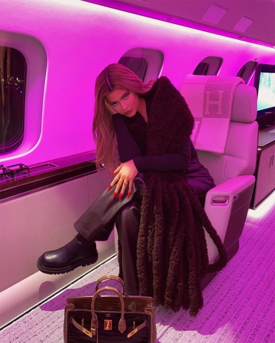 may bay rieng cua kim kardashians anh 1