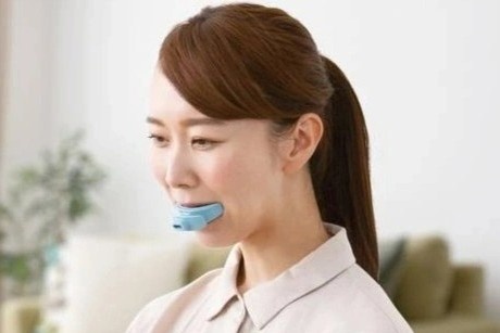 Dung cu ky la giup hat karaoke not cao o Nhat Ban hinh anh