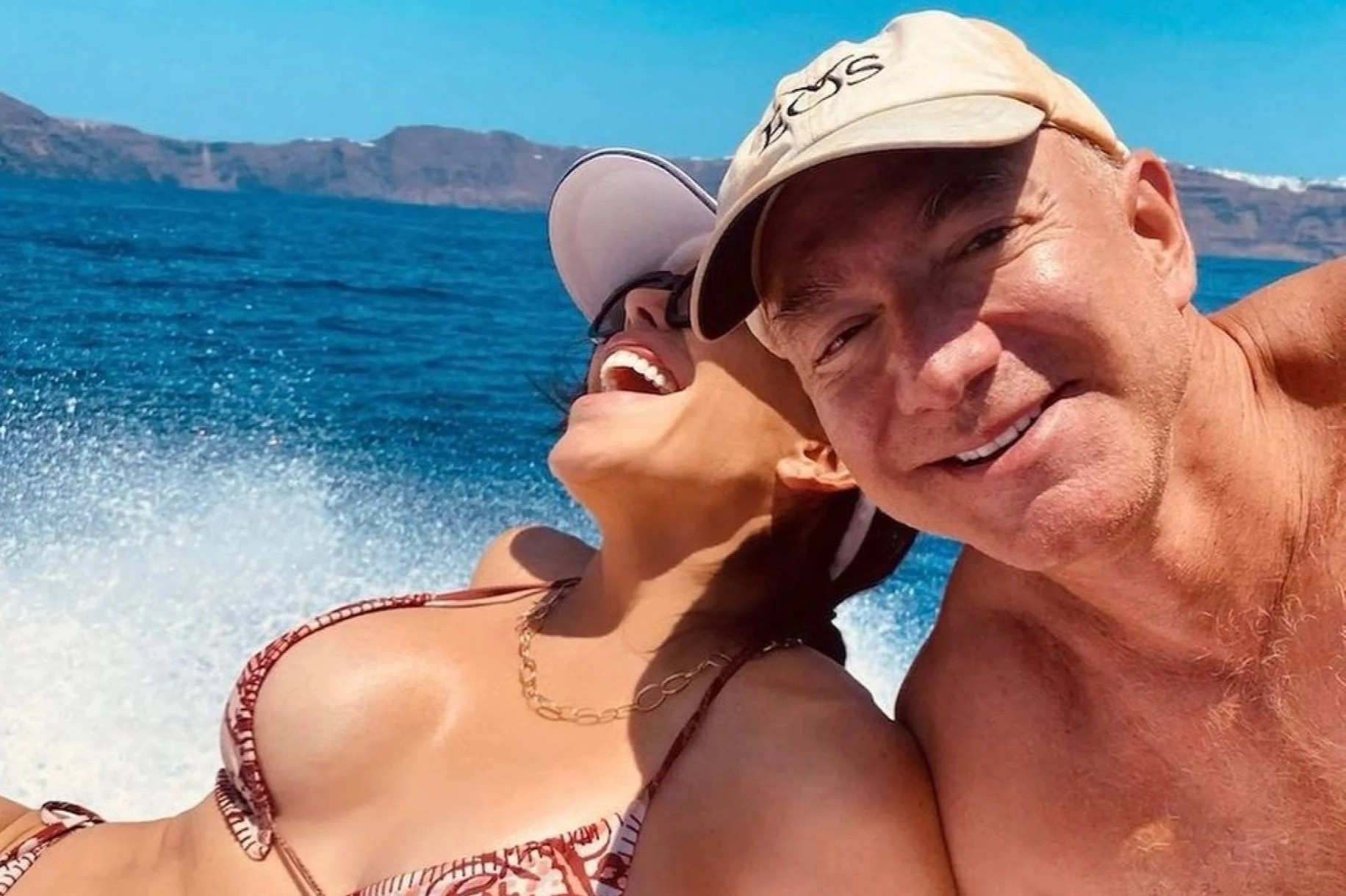 Ba nam hen ho cua ty phu Jeff Bezos va ban gai hinh anh