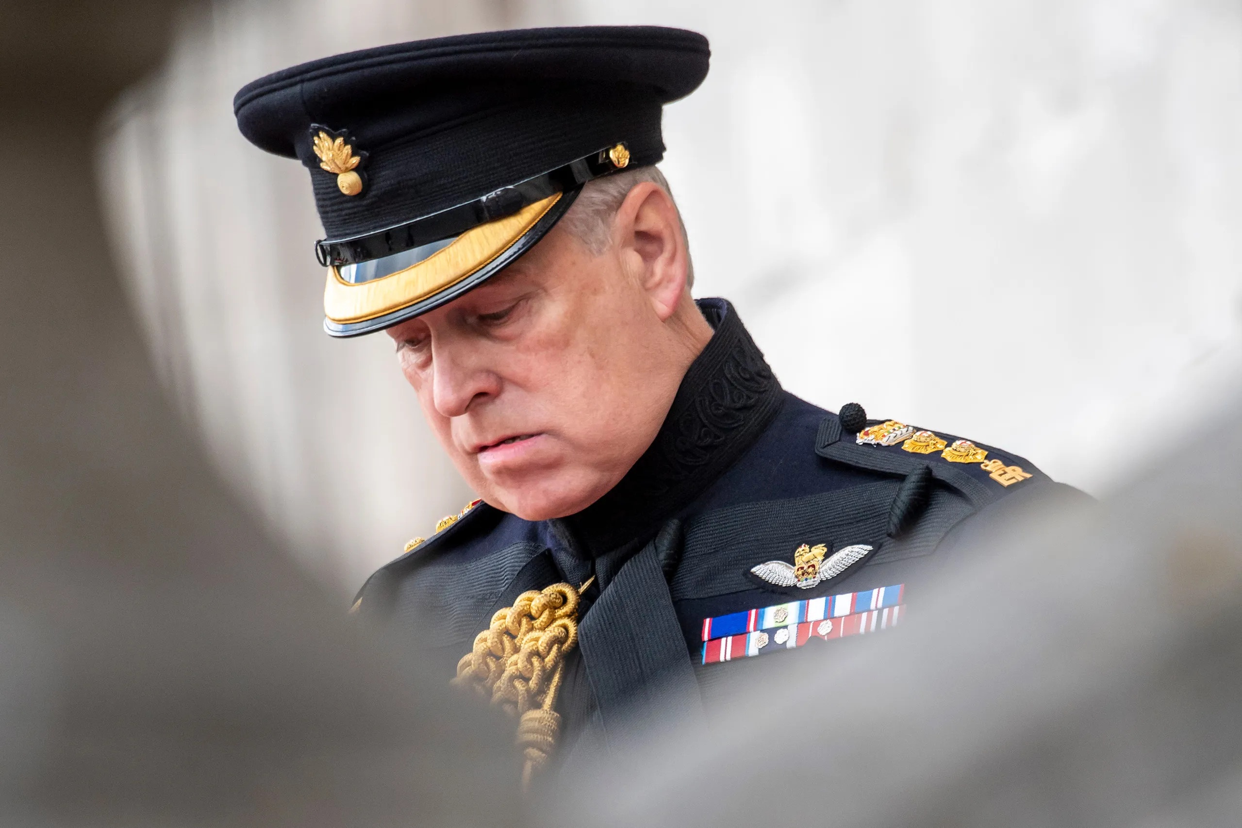 hoang tu andrew anh 9