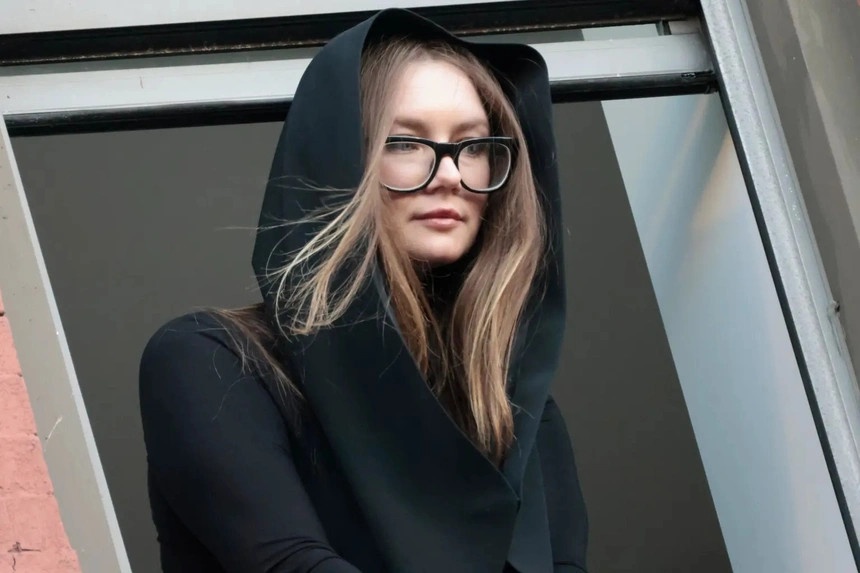 tieu thu lua dao anna anh 1