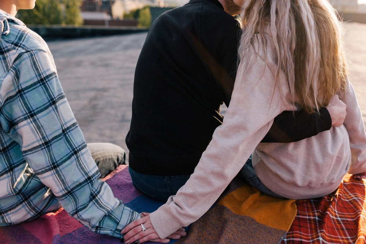 dan ong ngoai tinh anh 2