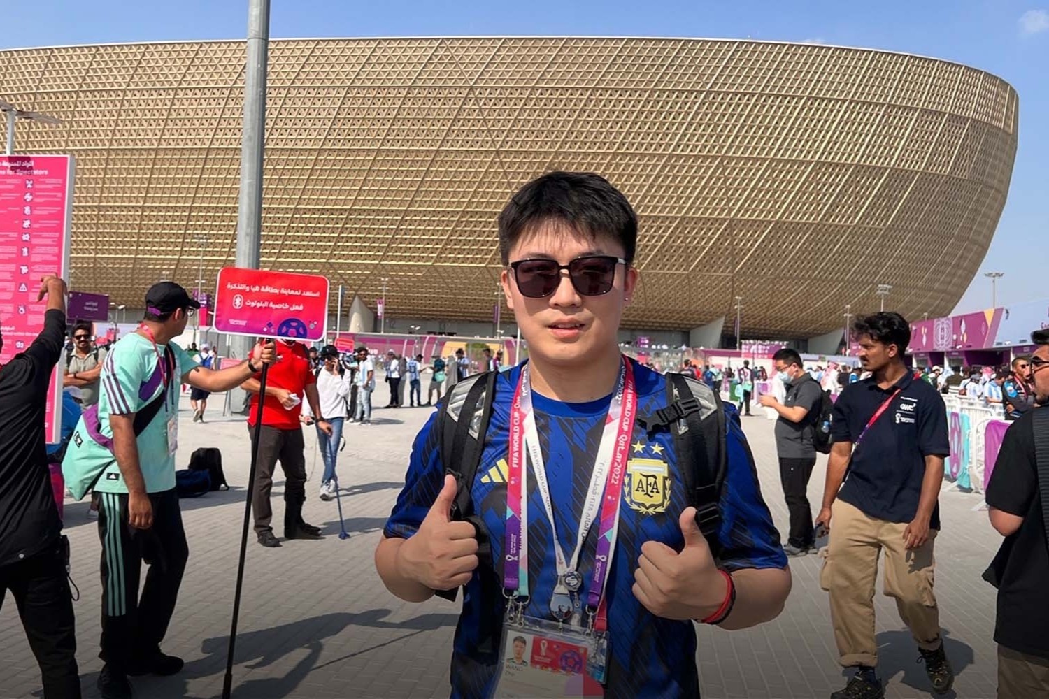 Fan Trung Quoc tim moi cach den Qatar xem World Cup hinh anh